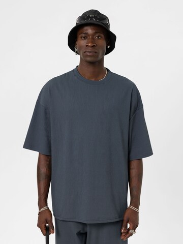 T-Shirt VAMOS CLO en gris : devant