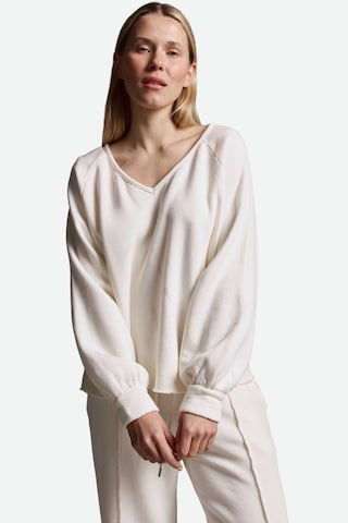 Cotton Candy Sweatshirt in White: front