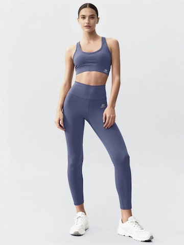 Tommy Life - Fato de desporto em azul: frente