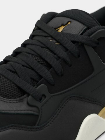 Sneaker low 'Air Jordan 4 RM' de la Jordan pe negru