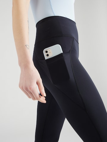 Skinny Pantalon de sport Röhnisch en noir