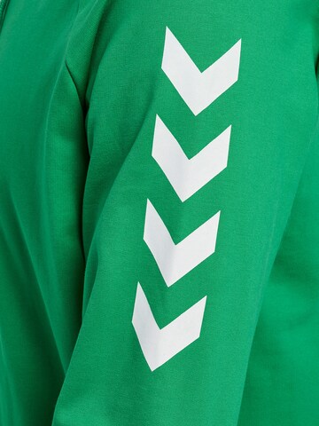 Hummel Sportsweatshirt in Groen