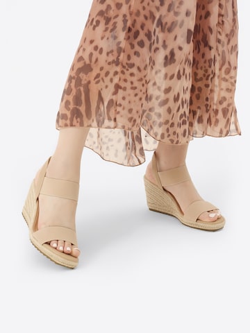 Dream Pairs Sandal i beige