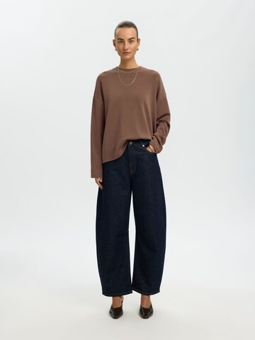 Maglietta di SELECTED in marrone
