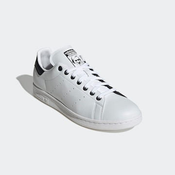 Baskets basses 'Stan Smith' ADIDAS ORIGINALS en blanc