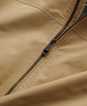 Superdry & Co Tussenjas in Beige