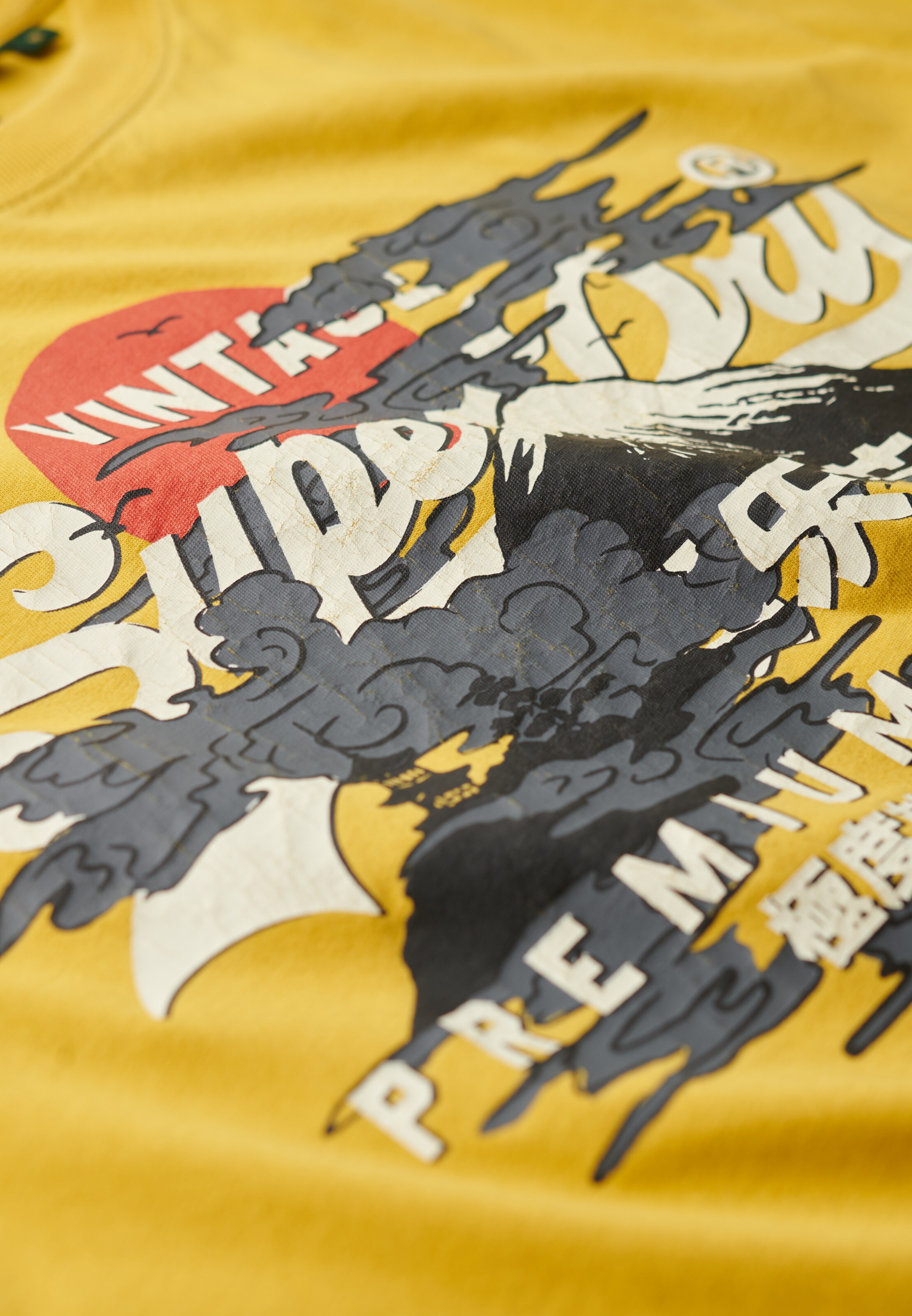 Superdry & Co Shirt 'Tokyo' in Geel