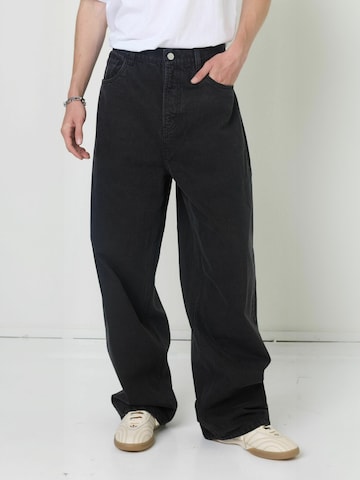 Regular Jeans ' DPPhoenix ' de la Denim Project pe negru: față