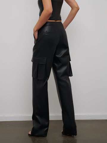 Regular Pantaloni cu buzunare 'Selma Tall' de la RÆRE by Lorena Rae pe negru