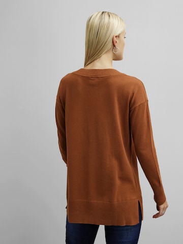 bonprix Pullover in Braun