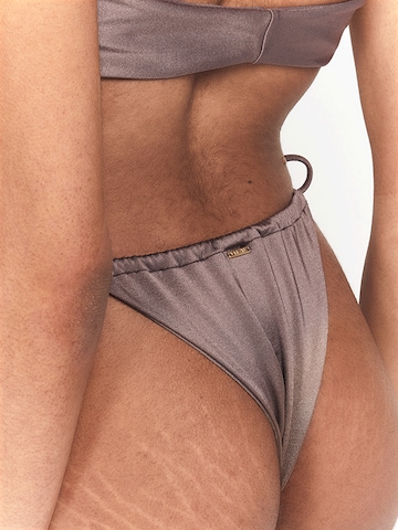 Bas de bikini 'Lea' Lezu en gris