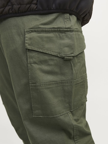 Jack & Jones Plus Конический (Tapered) Брюки-карго 'Paul' в Зеленый