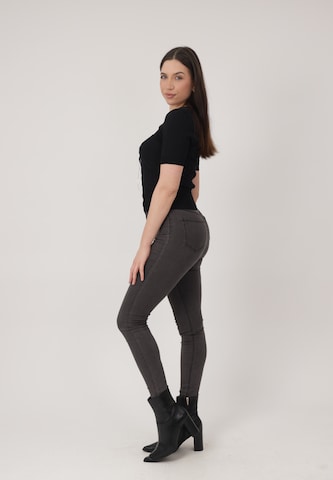 Elara Knit cardigan in Black