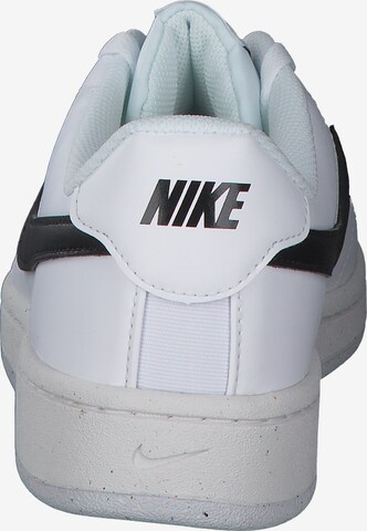 Baskets basses 'Court Royale 2' Nike Sportswear en blanc