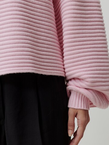 EDITED Пуловер 'Everlee' в розово
