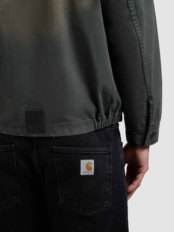 khujo - Chaqueta de entretiempo 'Noam' en gris