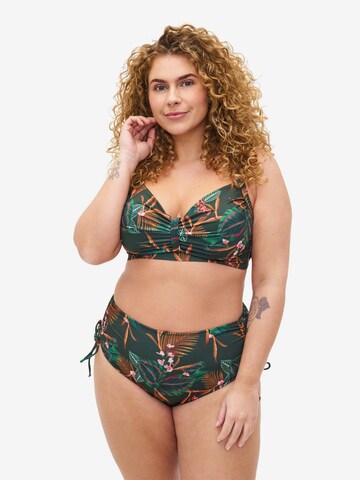 Swim by Zizzi Bikini Bottoms in Green: front