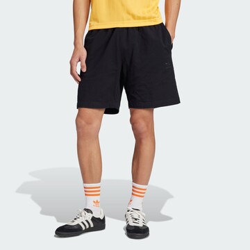 Loosefit Pantaloni 'Essentials' di ADIDAS ORIGINALS in nero: frontale