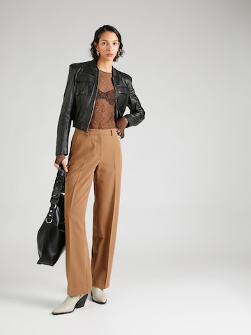 minimum Regular Pleated Pants 'HALLIROY' in Brown