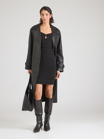 Robes en maille 'MICHELLE' GUESS en noir