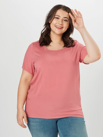 ONLY Carmakoma - Camiseta 'Firdtly' en rosa: frente