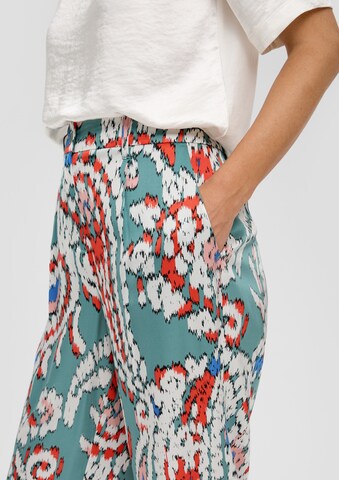 s.Oliver Wide leg Pleat-front trousers in Green
