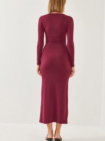 Bianco Lucci Šaty - Fialová