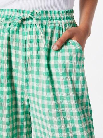 Lollys Laundry Wide leg Παντελόνι 'Rita' σε πράσινο