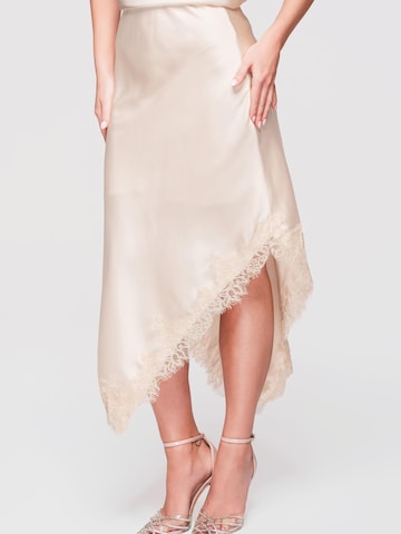 Gonna di Ombre in beige: frontale
