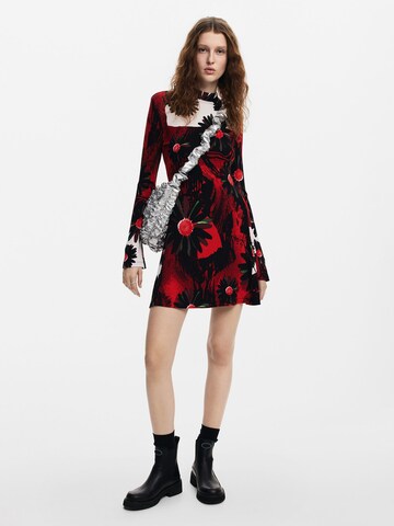 Desigual - Vestido en rojo: frente