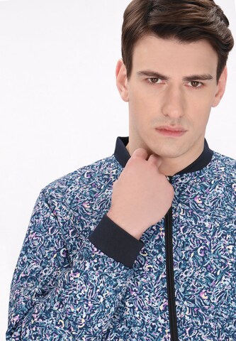 MO Between-season jacket in Blue