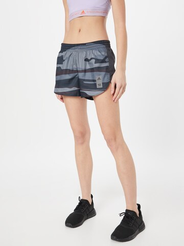 ADIDAS SPORTSWEAR Regular Sportshorts 'Thebe Magugu Run Fast' in Grau: predná strana