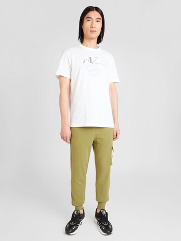 Regular T-Shirt Calvin Klein Jeans en blanc