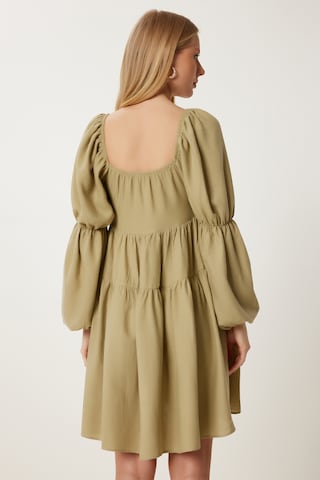 Happiness İstanbul Obleka | zelena barva