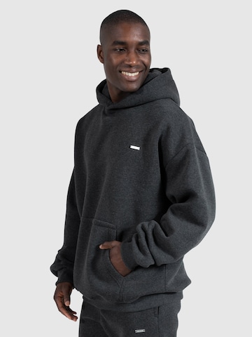 Smilodox Sweatshirt 'Dawson' in Grijs