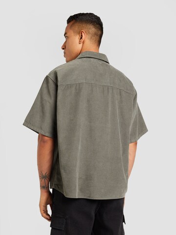Only & Sons Comfort Fit Skjorta 'Alfi' i grå