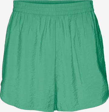 Regular Pantalon 'LENA' VERO MODA en vert : devant