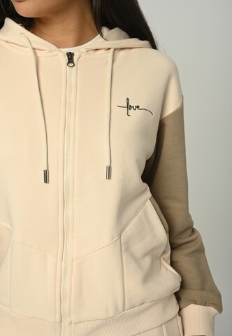 Tom Barron Tracksuit in Beige