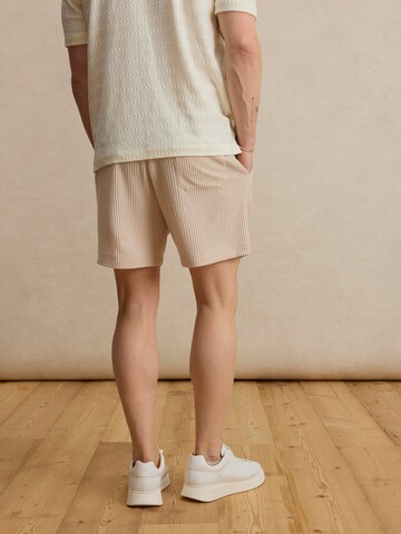 DAN FOX APPAREL Regular Панталон 'Jeremy' в бежово