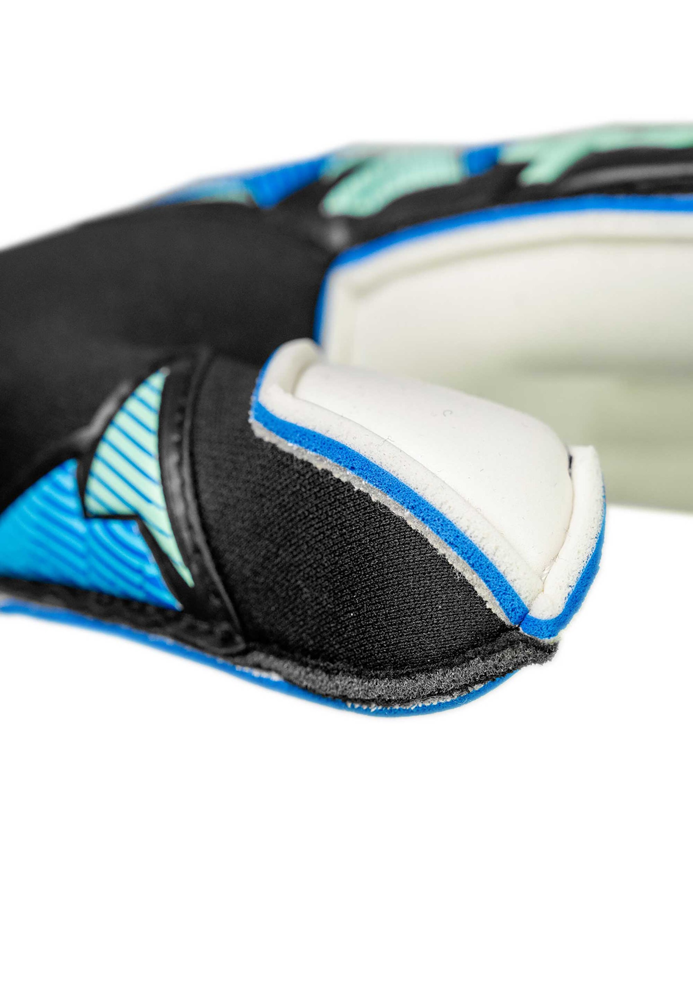 REUSCH Sporthandschoenen 'Attrakt RE:GRIP Evolution' in Blauw