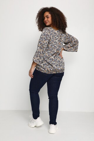 KAFFE CURVE Blouse 'Gina' in Blue