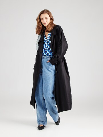 Emily Van Den Bergh Blouse in Wit