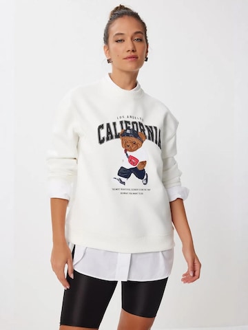 Happiness İstanbul Sweatshirt in White