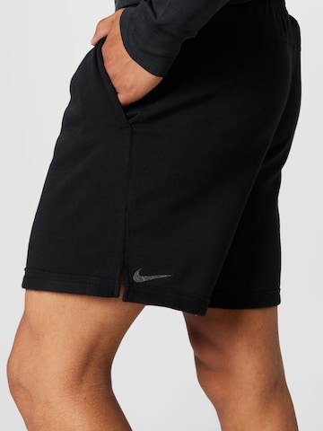 NIKE - regular Pantalón deportivo en negro