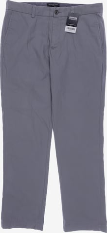 Banana Republic Pants in 33 in Grey: front
