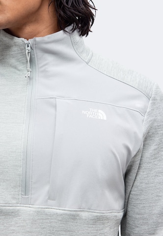 THE NORTH FACE Спортивная кофта 'Perfomance' в Серый