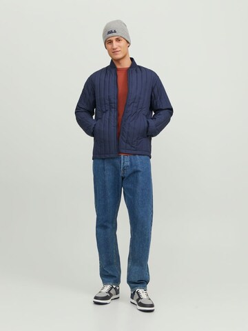 Pulover 'JJEEmil' de la JACK & JONES pe maro