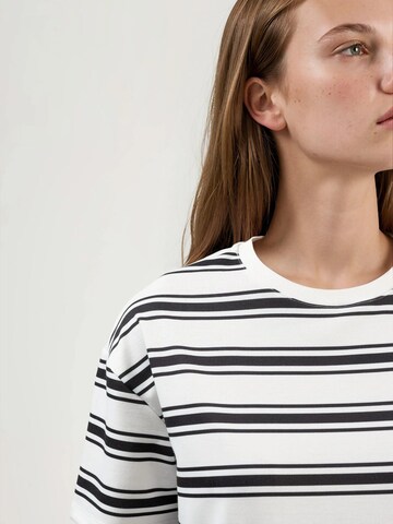 Hiccup Shirt in White