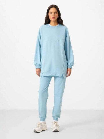 Tommy Life Sweatsuit in Blue