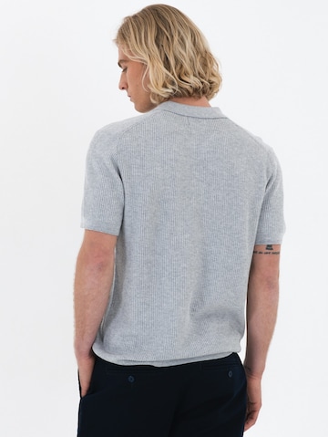 Tricou 'Racket' de la NOWADAYS pe gri